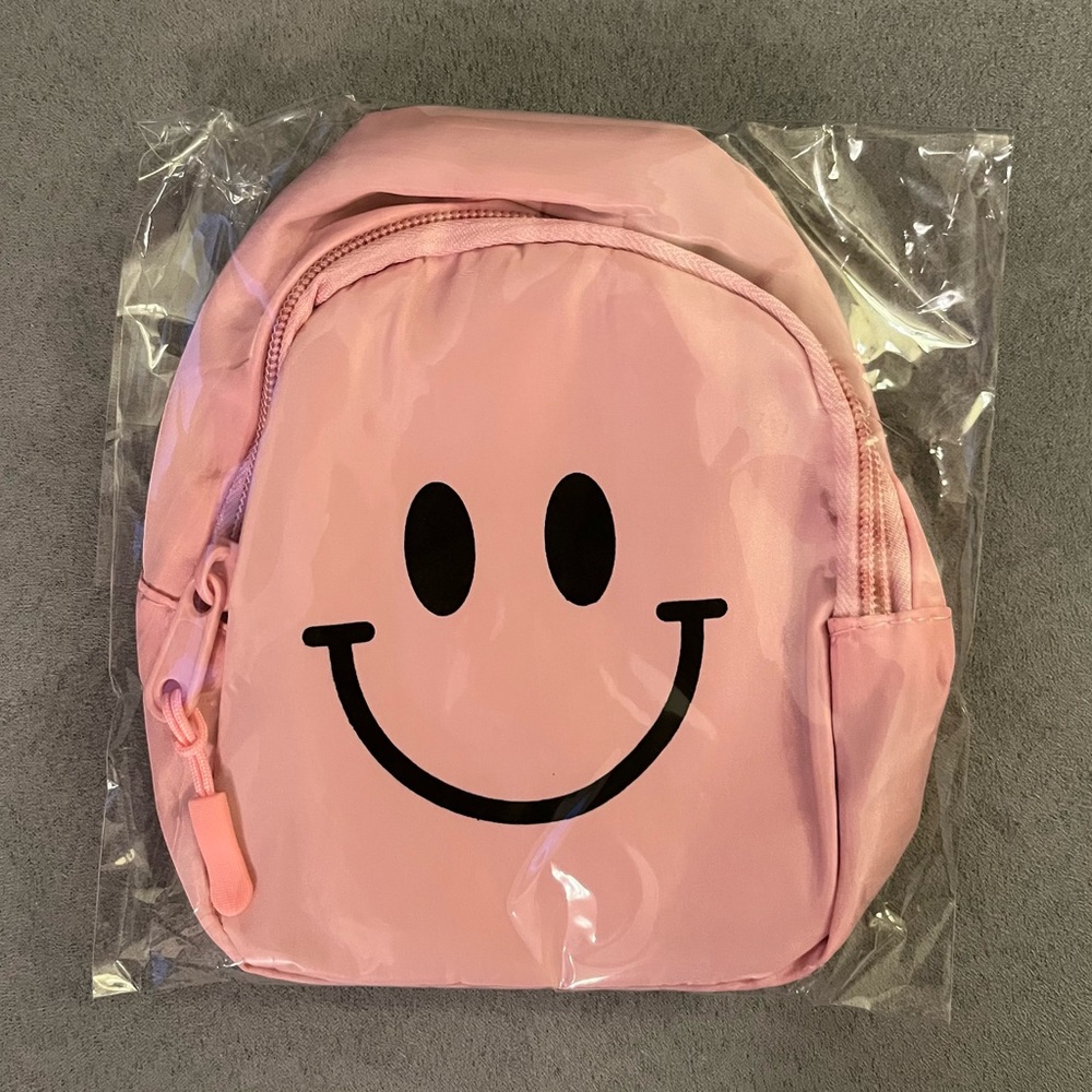 🧸 Pink Smiley Face Kids Crossbody Backpack